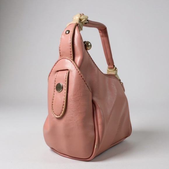 Elegant Pink Women's Handbag - Picture 2 of 3